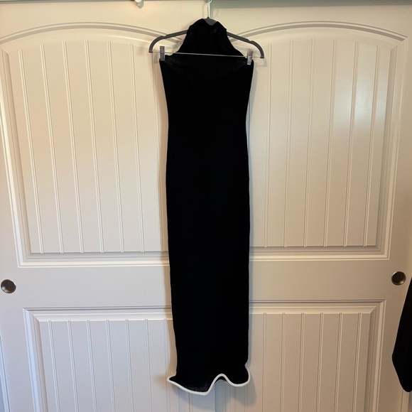 NWT Meshki Melodie Halter Knit Maxi Dress - Black/White size large - Picture 3 of 11